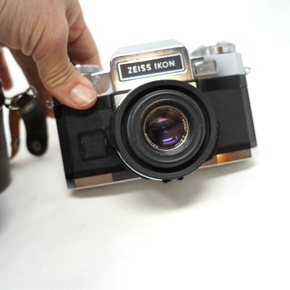 Vintage Zeiss Ikon Tenax Automatic 35mm Tessar 50mm F2.8 /W SPECIAL HOOD&FIFLER - Picture 3 of 13